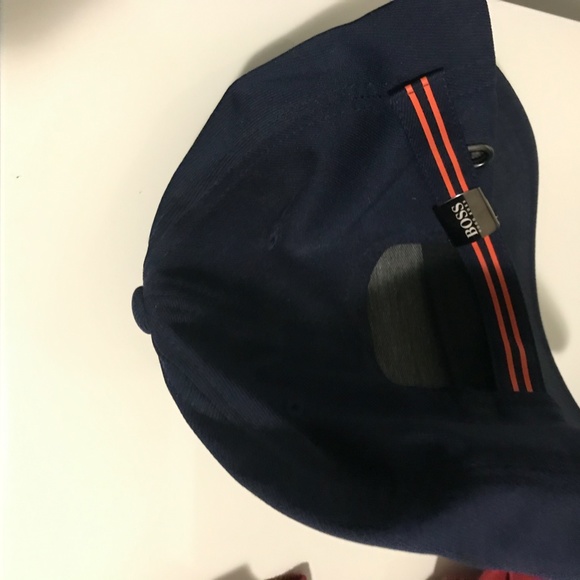 Brand New Hugo Boss baseball cap - Picture 3 of 3